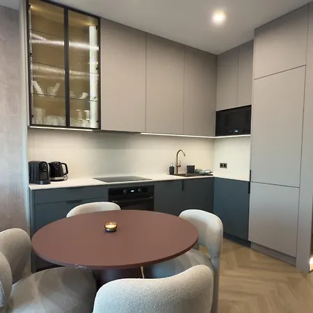 Urban Global Skyline - 22nd Floor No 17 - Air Condition - Free Garage - Luxury Kattowitz