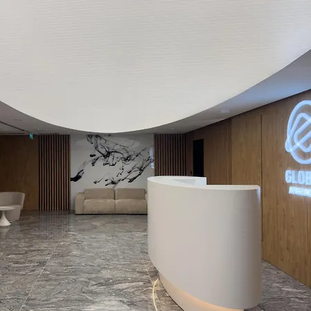 Urban Global - 22th Floor No 17 -free Garage, Self Check-in *