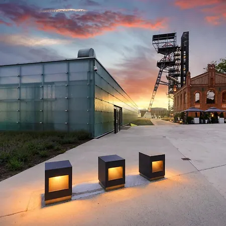 Urban Global - 22th Floor No 17 -free Garage, Self Check-in Апартаменты