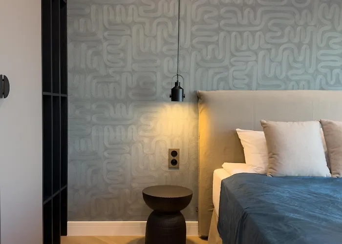 Urban Global - 22th Floor No 17 -free Garage, Self Check-in *