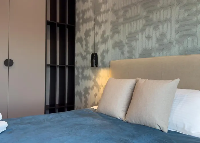 Urban Global - 22th Floor No 17 -free Garage, Self Check-in *