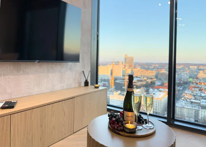 דירה Urban Global - 22th Floor No 17 -free Garage, Self Check-in *