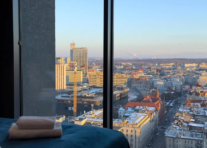 Urban Global - 22th Floor No 17 -free Garage, Self Check-in Apartamento Katowice