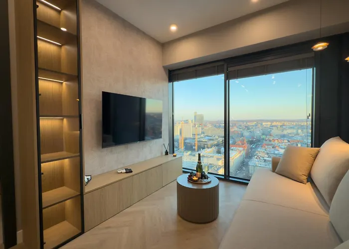 דירה Urban Global - 22th Floor No 17 -free Garage, Self Check-in *