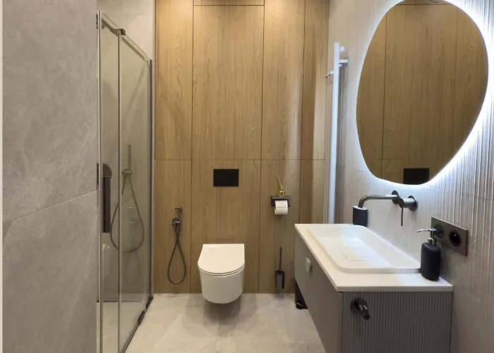 Urban Global - 22th Floor No 17 -free Garage, Self Check-in Apartamento