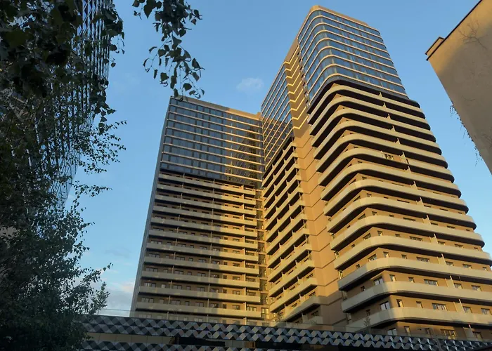 Urban Global - 22th Floor No 17 -free Garage, Self Check-in