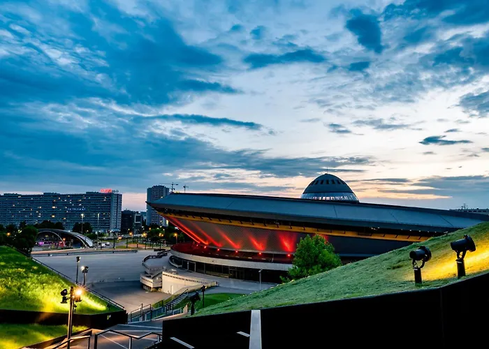 Urban Global - 22th Floor No 17 -free Garage, Self Check-in *